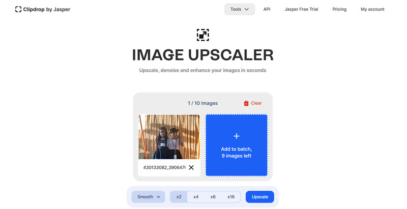 Adicionar clipdrop de botão de upscale de imagem